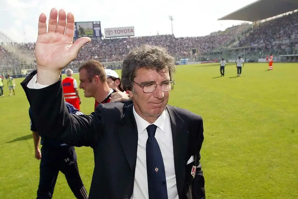 Dino Zoff quando allenava la Fiorentina (alle sue spalle si riconosce Pierpaolo Bisoli)