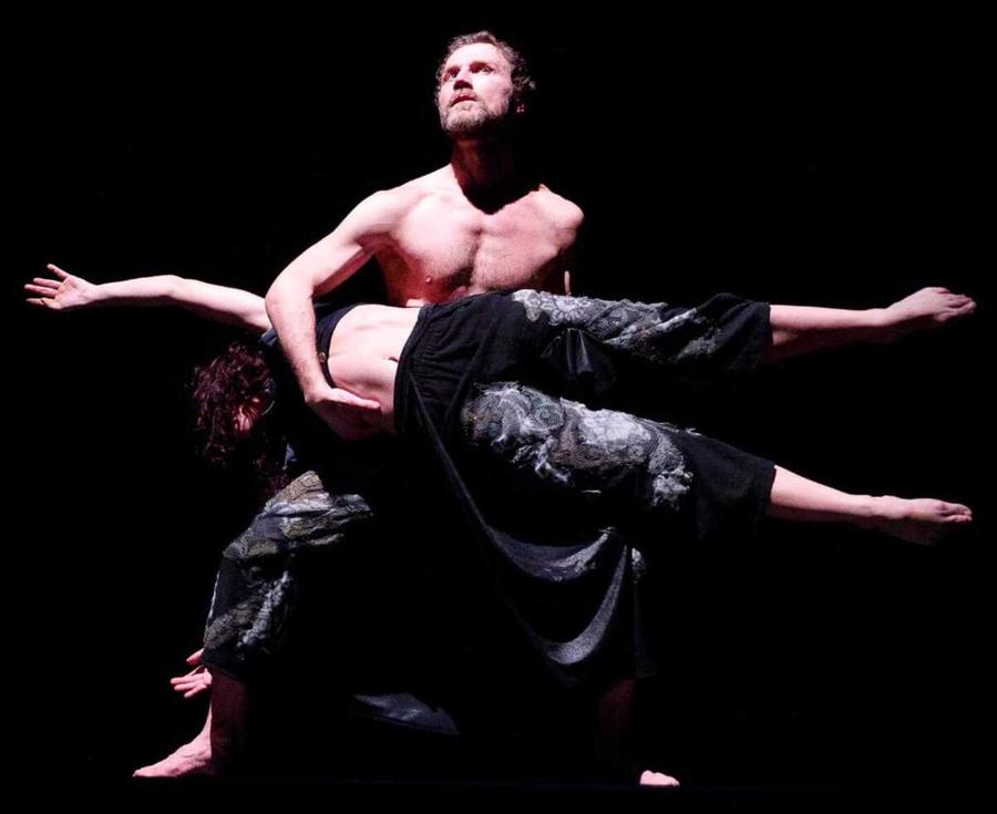 Danza contemporanea al teatro delle Saline