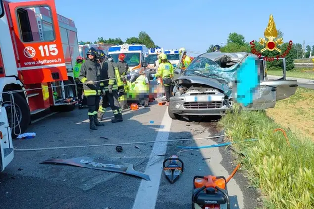 L'incidente mortale (Ansa - Vigili del fuoco)