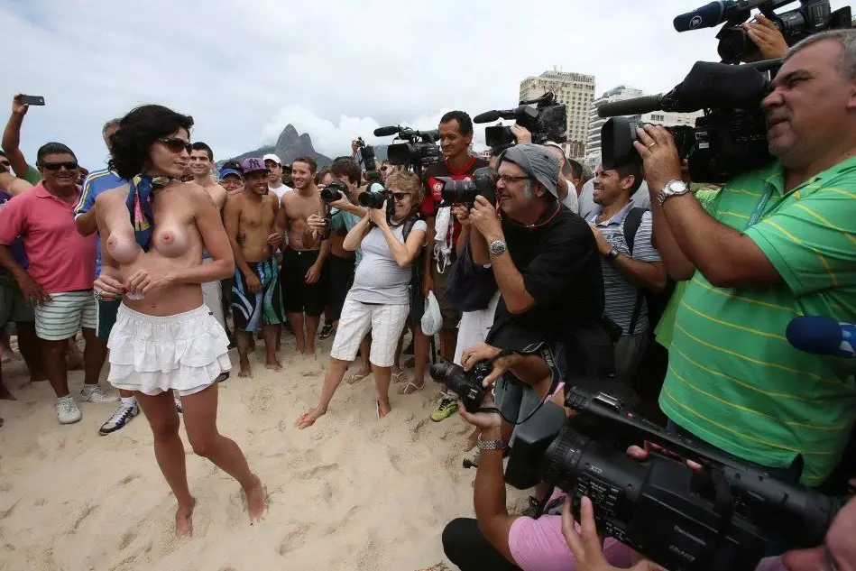 In topless a Rio de Janeiro