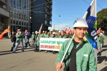 Lavoratori Eurallumina manifestano a Cagliari