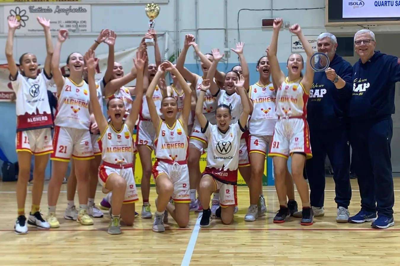 Le ragazze della Pallacanestro Alghero