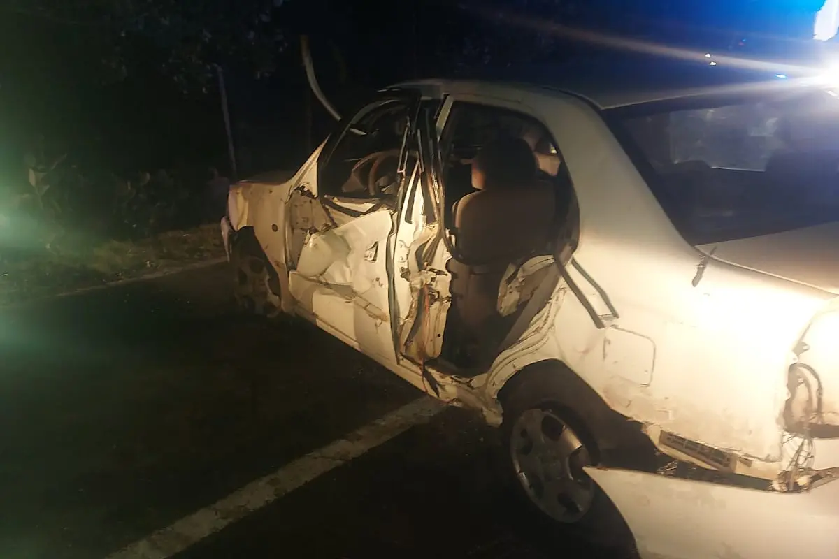 L'auto coinvolta nell'incidente (foto L'Unione Sarda)