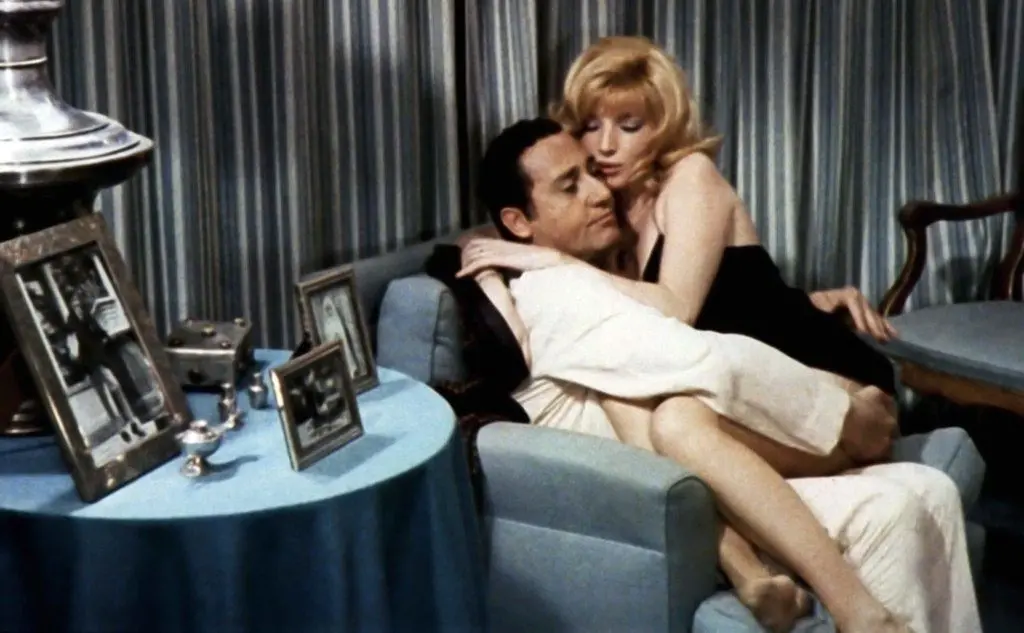 &quot;Dramma della gelosia&quot; (nella foto una scena del film)
