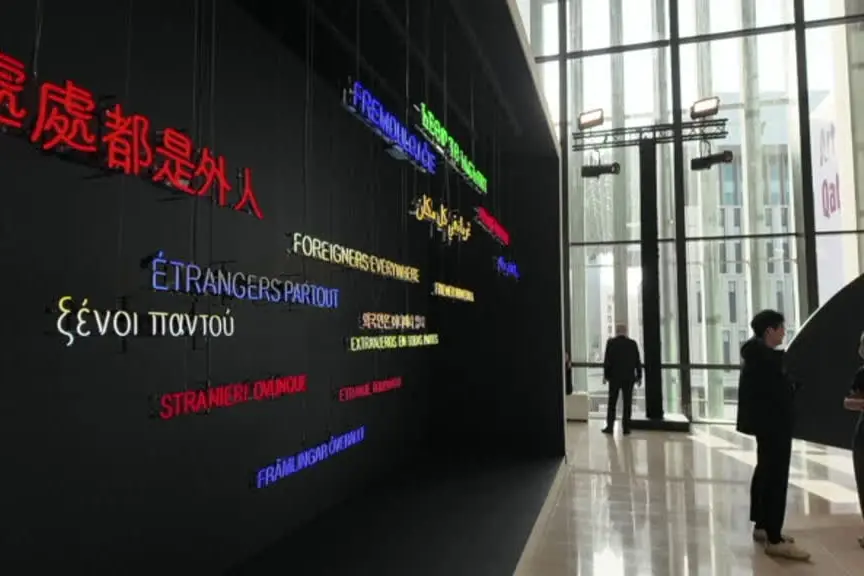 Art Basel debutta a Doha, il mercato guarda al Golfo