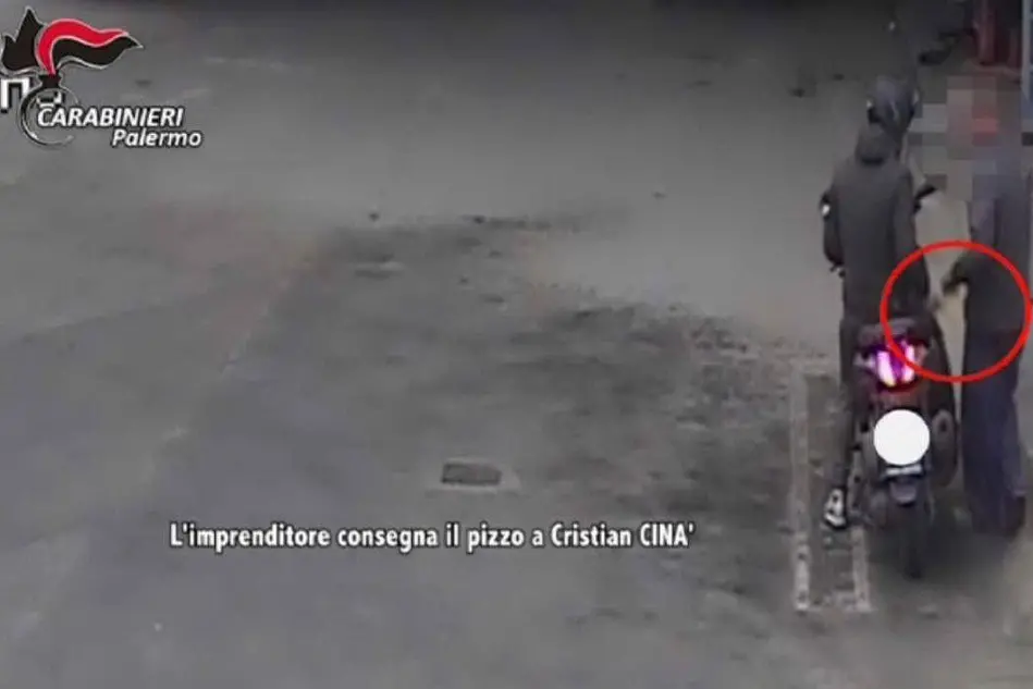 Un frame del video dei carabinieri