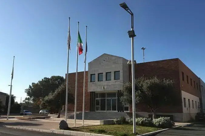 Il comune di santa Giusta (L'Unione Sarda - Pinna)