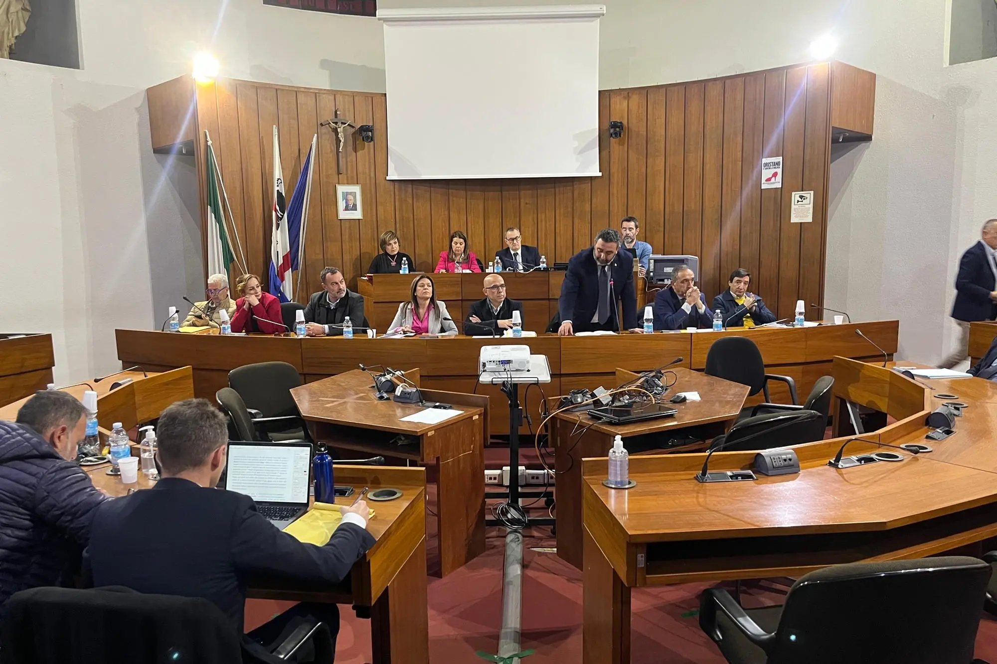 Il Consiglio comunale a Oristano (foto Guarna)