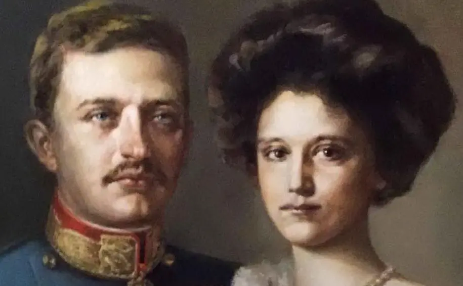 Un ritratto dell'ultimo imperatore d'Austria, Carlo I d'Asburgo, con la moglie Zita