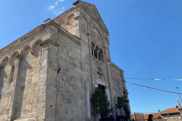 La basilica romanica di Santa Giusta (foto Sara Pinna)