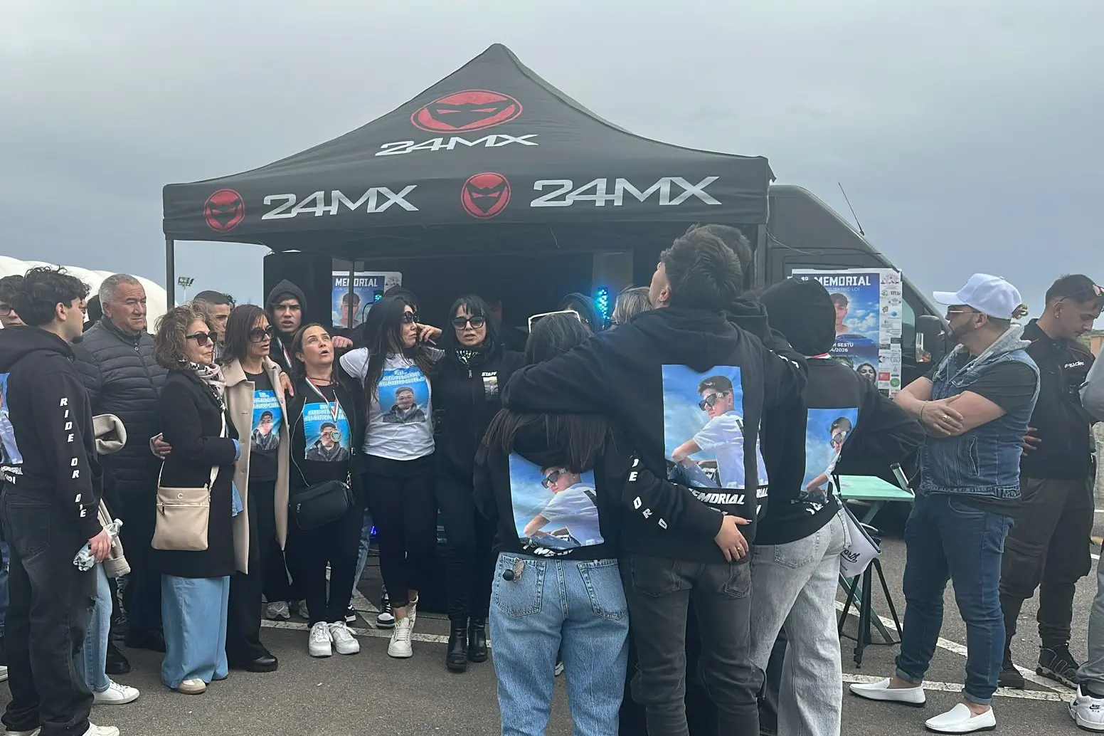 un momento per ricordare Yuri e Noemi al memorial (foto Porrà)