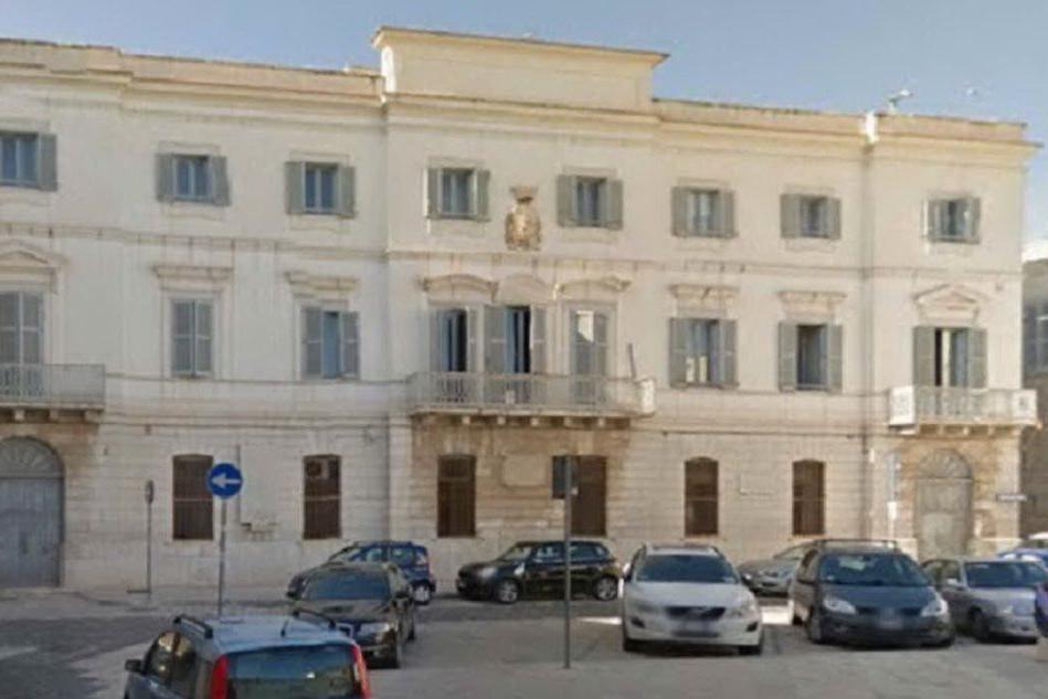 Tangenti in cambio di sentenze: due magistrati arrestati in Puglia