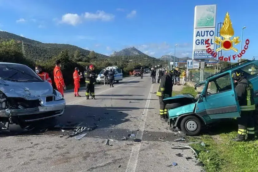 L'incidente (foto Vigili del fuoco)