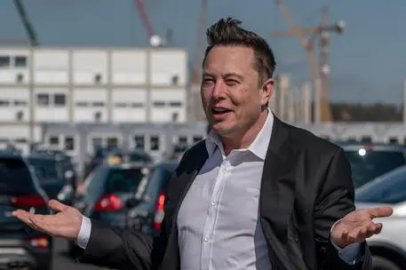 epa08643417 Tesla and SpaceX CEO Elon Musk arrives for a statement at the construction site of the Tesla Giga Factory in Gruenheide near Berlin, Germany, 03 September 2020. Musk visited the German medical company Curevac in Tuebingen on 01 September 2020. Media report Musk will meet the German Economy Minister for talks. In June 2020, the German state invested 300 million euros in the vaccine developer Curevac and received 23 percent of the company's shares in return. EPA/ALEXANDER BECHER