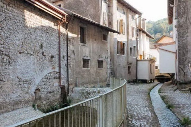 Uno scorcio del piccolo borgo di Braia (fonte Wikipedia)