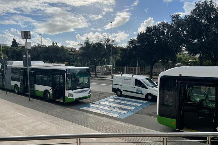 Cagliari, in arrivo i bus del Ctm da 18 metri “full hybrid”