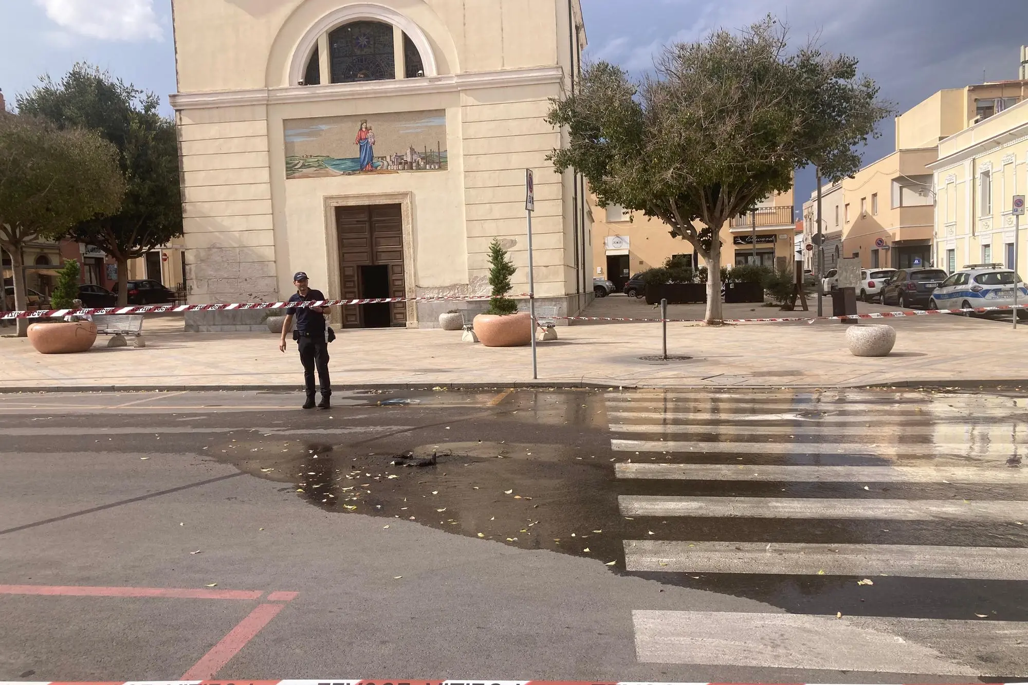 L'area transennata nel centro di Porto Torres (foto Pala)
