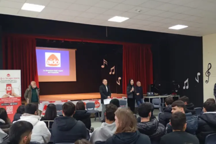 Un momento della lezione dell'Aido (foto concessa)