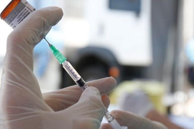 Vaccini, corrono le terze dosi: nell’Isola sono quasi 700mila