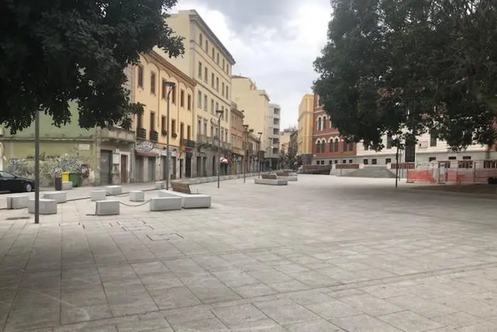Piazza Garibaldi deserta