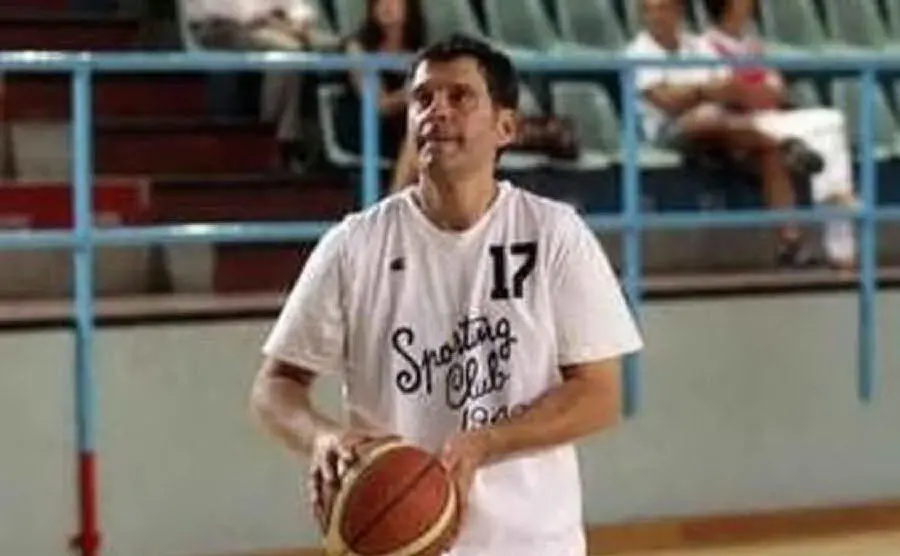 Qui si cimenta nel basket