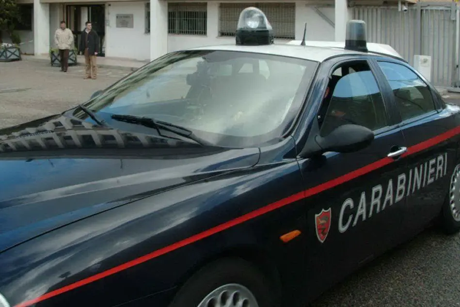 I carabinieri hanno denunciato un 22enne di origini siciliane