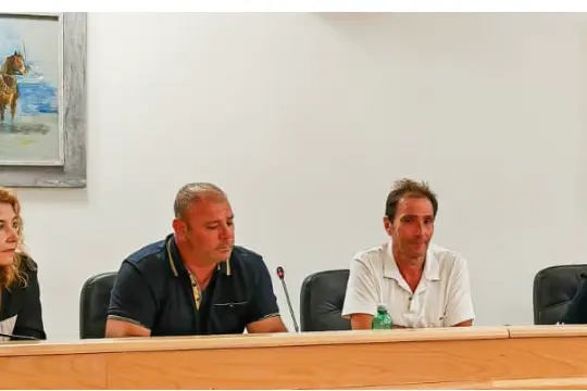 Alcuni componenti dell'opposizione a Porto Torres (foto concessa)
