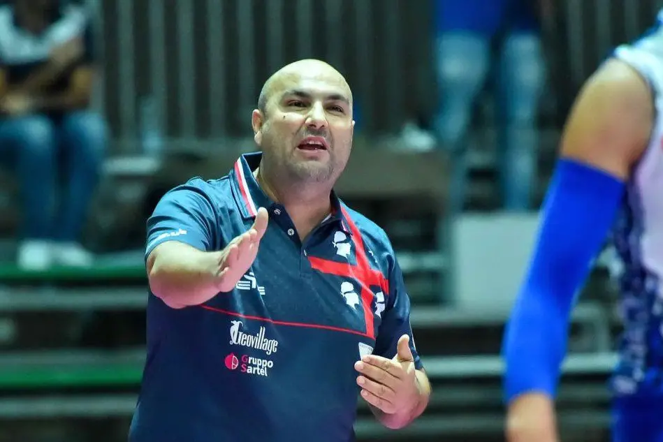 Il coach dell'Hermaea Olbia Emiliano Giandomenico (foto Luigi Canu)