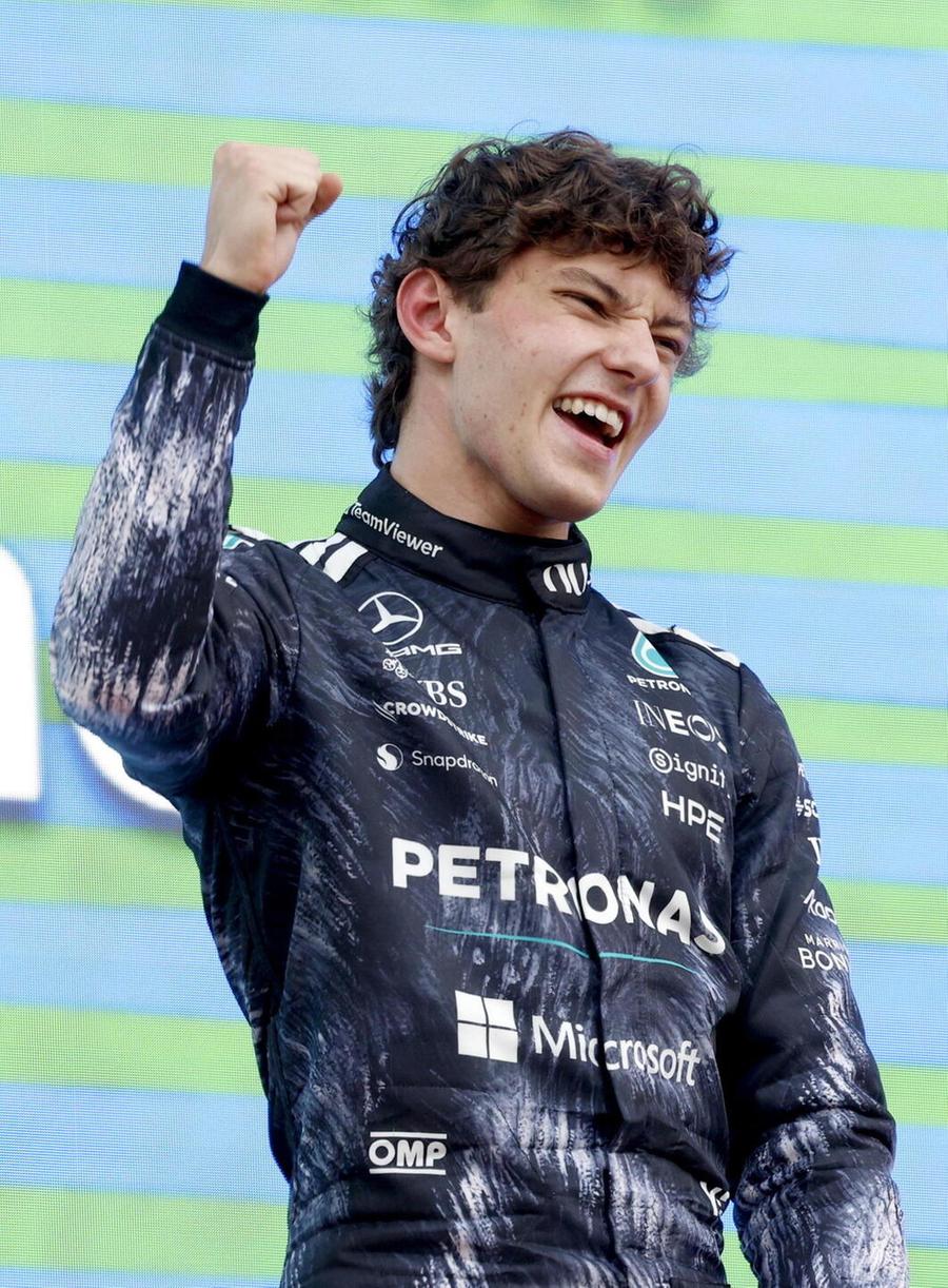 Antonelli in pole a Miami