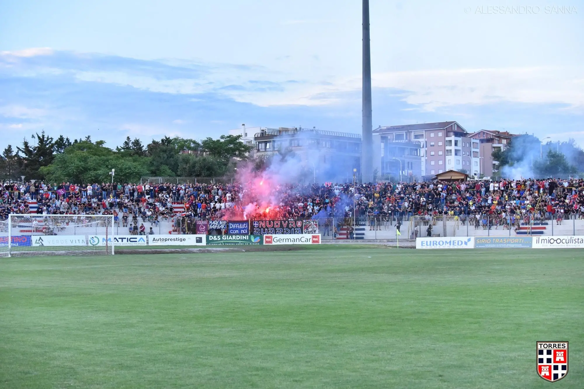 La Curva Nord dello stadio sassarese (foto ufficio stampa Torres-A. Sanna)