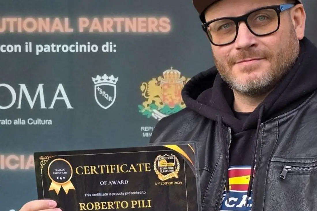 Il premio a Roberto Pili