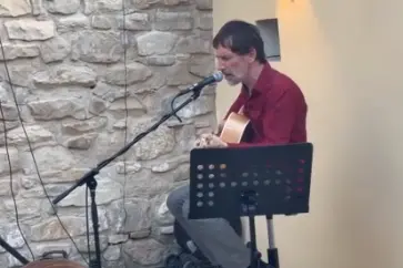 Fueddus chiude in grande: Cristiano Godano live a Selegas