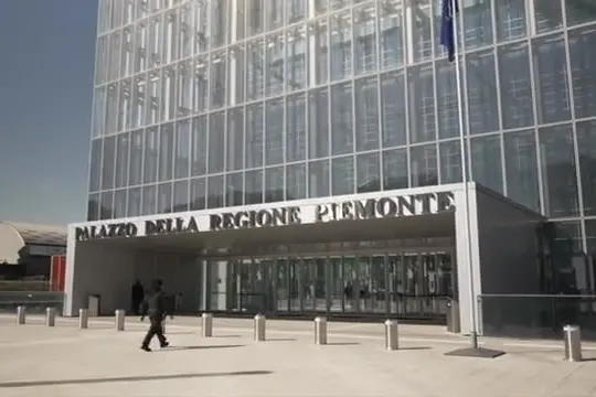 Pubblica amministrazione, il Piemonte accelera la semplificazione