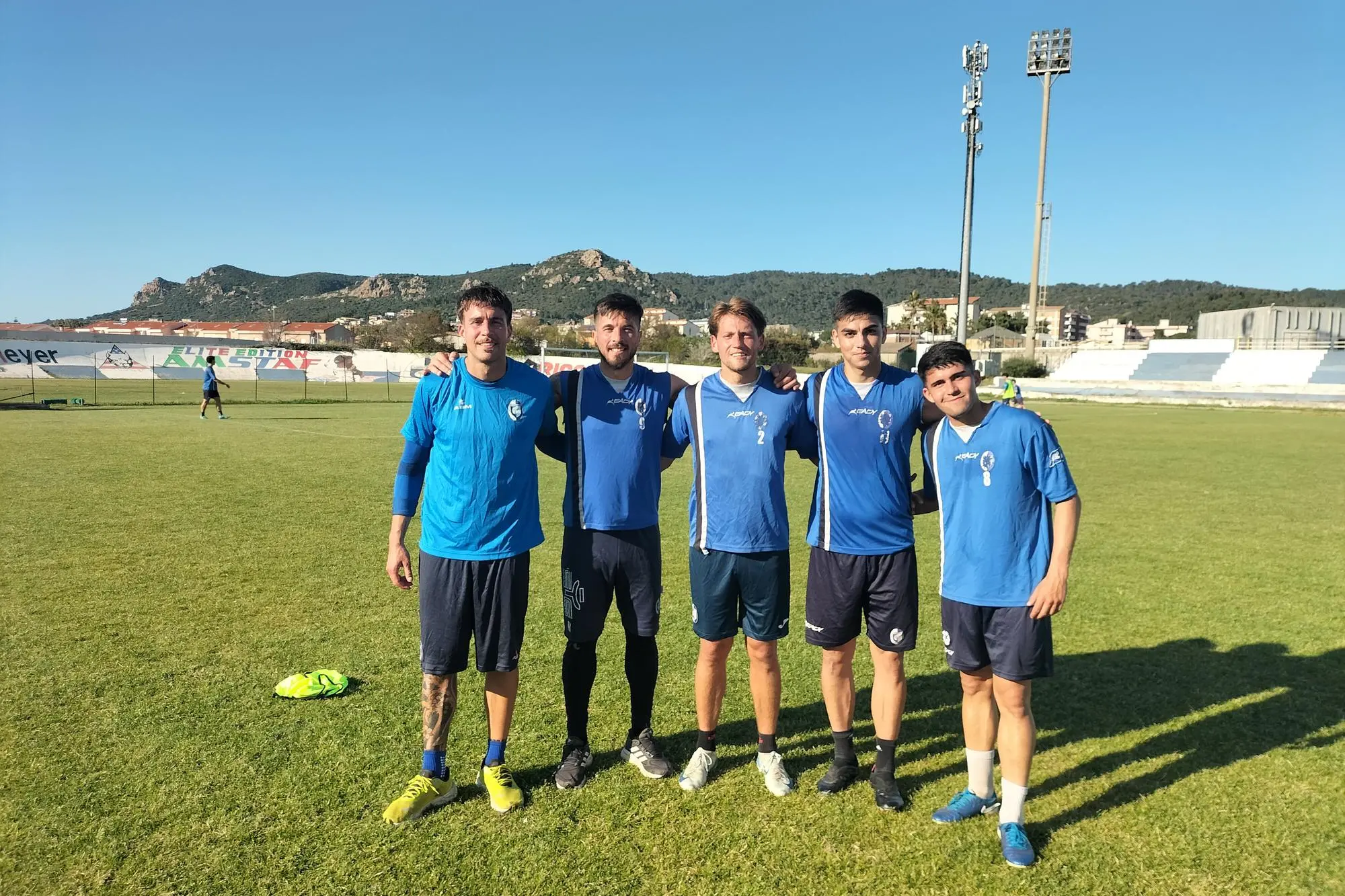 I cinque argentini del Carbonia (foto Scano)