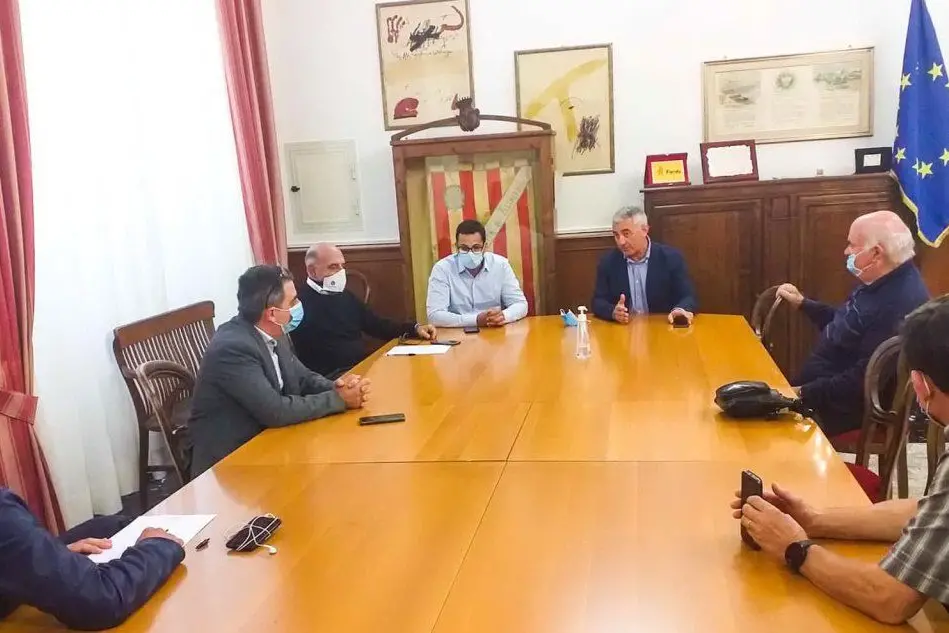 Incontro tra Consorzio Figureia e sindaco di Alghero (Foto C.Fiori)