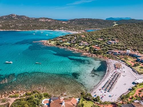 Arzachena, ecco il decalogo delle regole da rispettare sulle spiagge