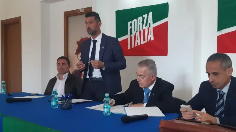 https://immagini.unionesarda.it/version/c:Y2UxOThiMTItMjAwZi00:ZjQ4NzZjMGYtNDJhZS00/image.webp?f=16:9
