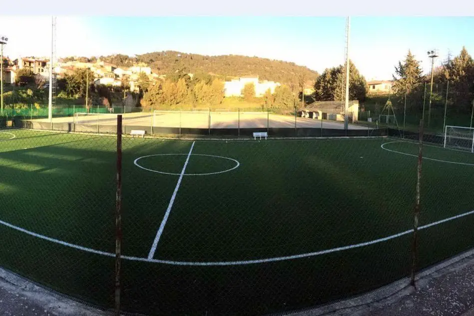 Il campo sportivo di Laconi (foto Antonio Pintori)