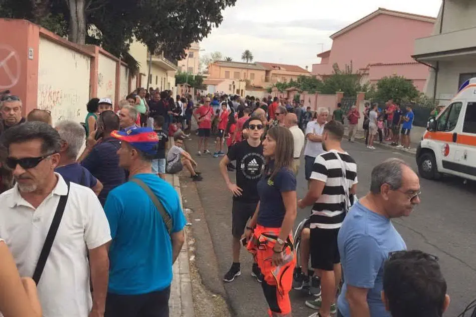Cagliari-Tortolì, i tifosi restano fuori dallo stadio "non autorizzato"