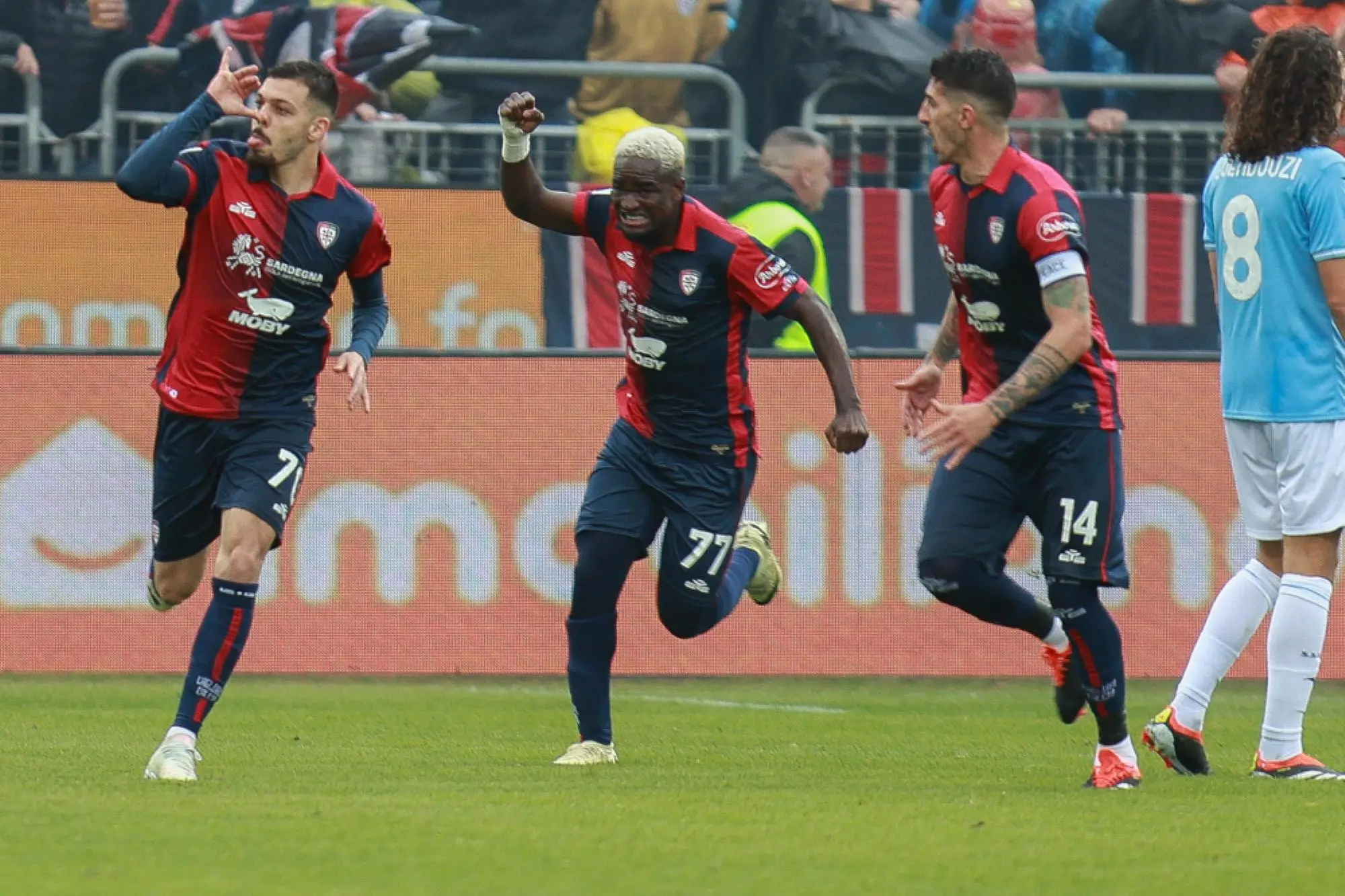 Cagliari's Gianluca Gaetano jubilates after scoring the goal (1-2) during the Italian Serie A soccer match Cagliari calcio vs SS Lazio at the Unipol domus in Cagliari, Italy, 10 February 2024. ANSA/FABIO MURRU