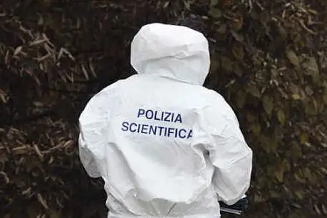 Polizia scientifica (Ansa)
