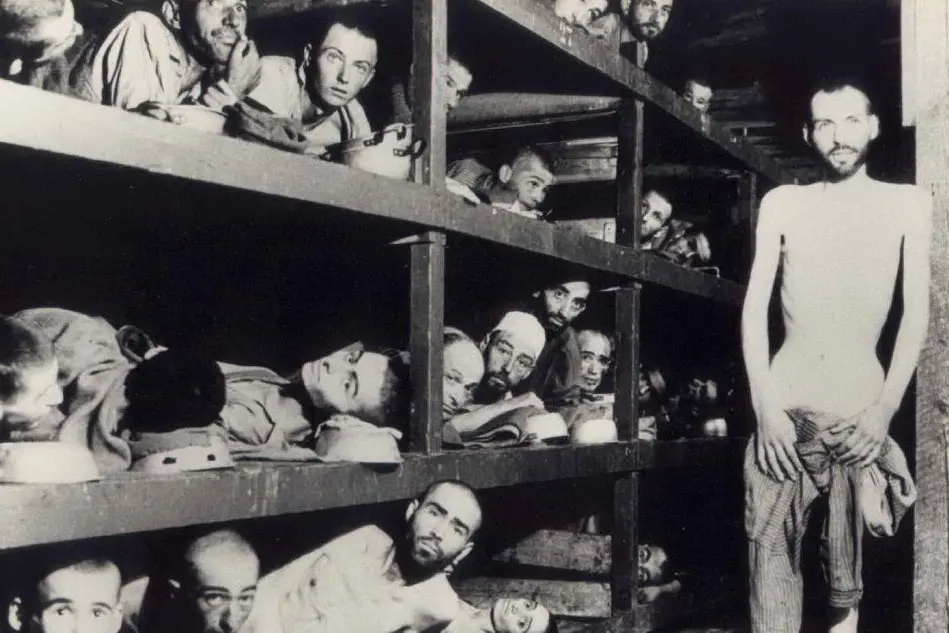 Quando L'italia Entra Nella Seconda Guerra Mondiale #AccaddeOggi: 10 giugno 1940, l'Italia entra nella Seconda Guerra