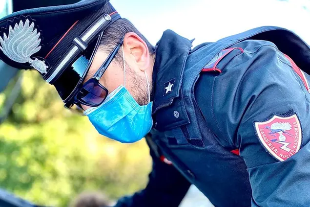 (foto carabinieri)