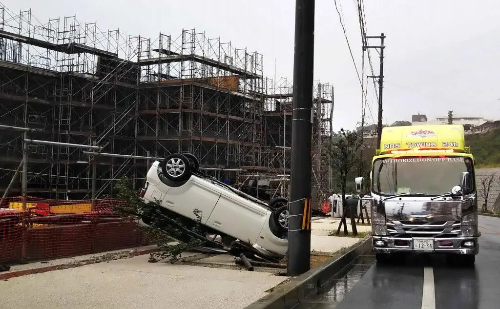 Il tifone è stato denominato Trami e porta venti che arrivano a 216 chilometri orari