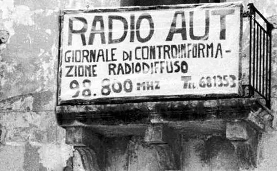 La sede di Radio Aut creata da Impastato