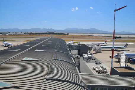 L'aeroporto di Elmas (Ansa)