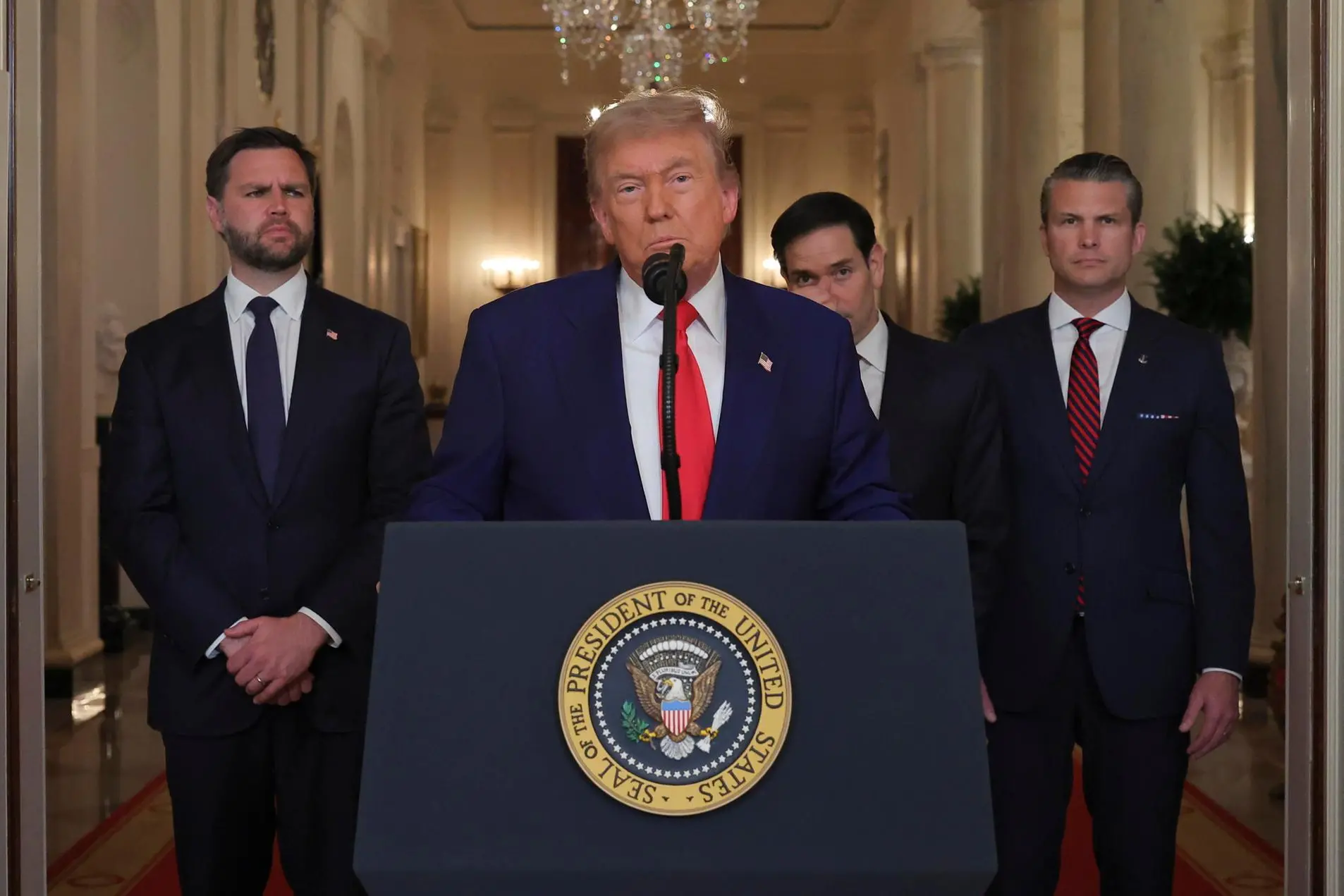 epa12190380 US President Donald Trump (2-L) with US Secretary of Defense Pete Hegseth (R), US Vice President JD Vance (L) and US Secretary of State Marco Rubio (2-R) delivers an address to the nation following US strikes on Iran's nuclear facilities, at the White House in Washington, DC, USA, 21 June 2025. EPA/Carlos Barria / POOL
