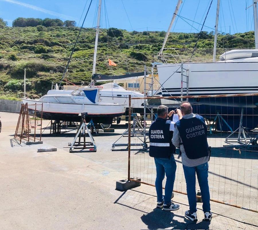 Cantiere nautico sotto sequestro