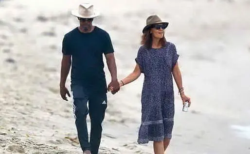 Jamie Foxx e Katie Holmes mano nella mano (foto Daily Mail)