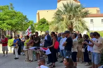 Comitati in piazza contro la speculazione energetica: “La Regione fermi il disastro di Selargius”
